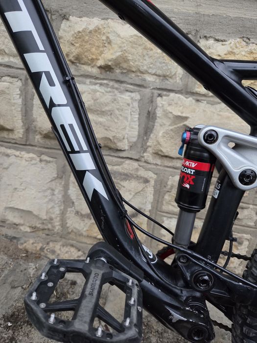 Продавам Trek Fuel EX 8 – Full Suspension Планински Велосипед