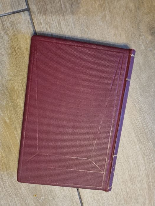 Aci pe pamant, 1914