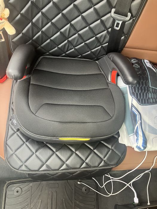 Scaun auto inaltator pentru copii I- size Viaggio Shuttle, 125-150 cm, +6 ani, Licorice, Peg Perego [8005475429976]