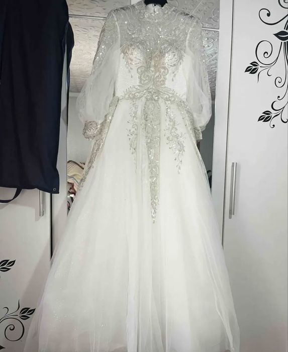 Продам свадебное платье