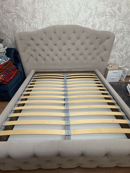 коркасом для кровати