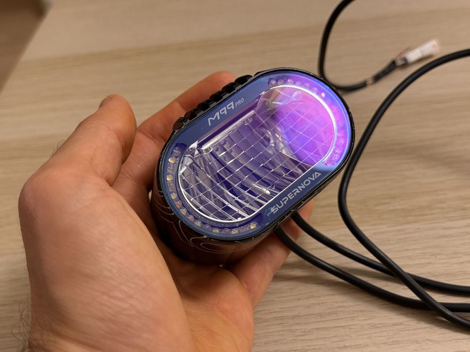 Far bicicleta Supernova M99 Pro