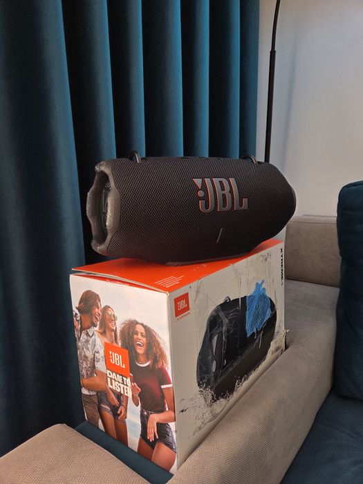 Jbl Xtreme 4 la cutie