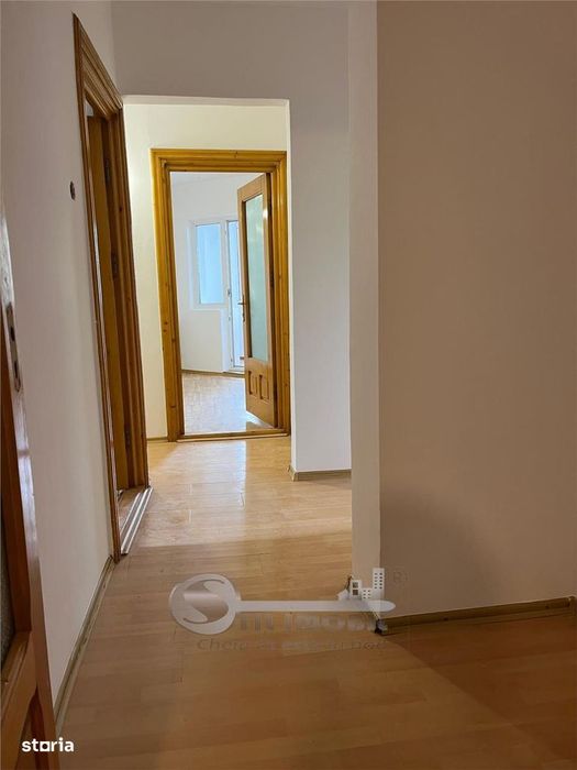 Apartament 3 camere decomandat- NICOLINA