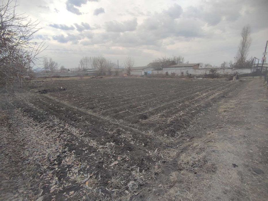 Продоётся земельный участо
