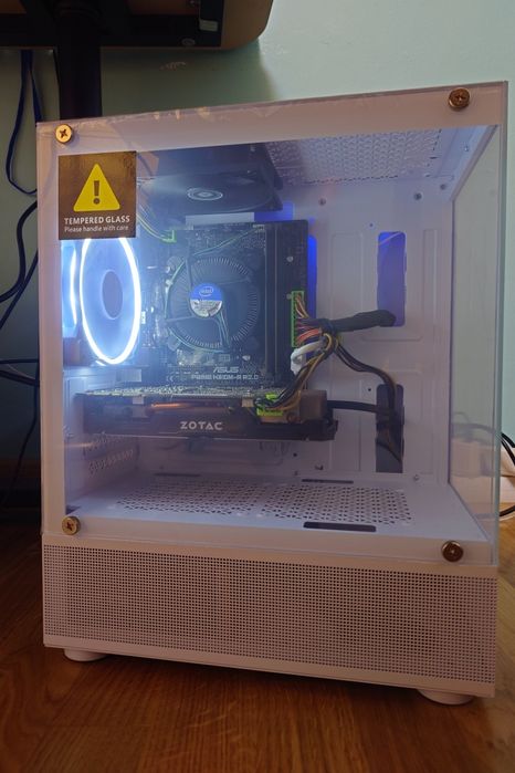 Vand sistem pc gaming i5 9400f, 16gb ddr4, gtx1070 8gb, ssd