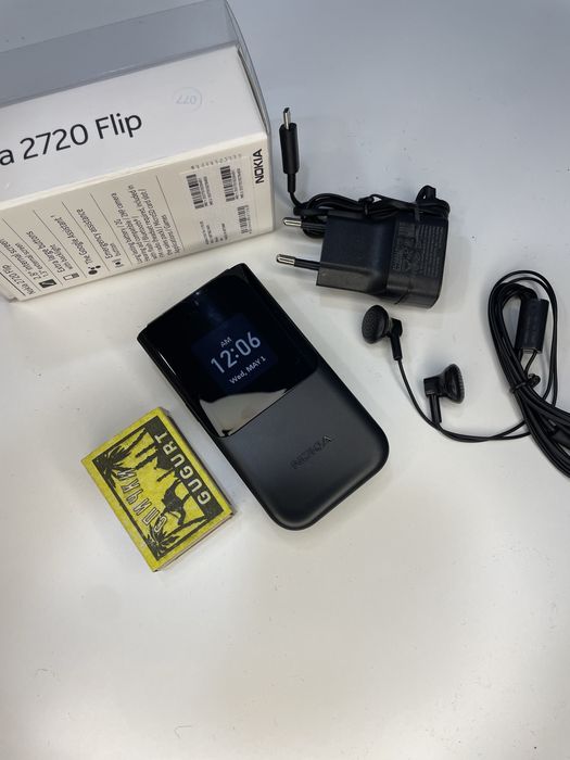 o’sha Afsonaviy Nokia 2720 madel Yangi knopkali Telefon 2ta sim karta