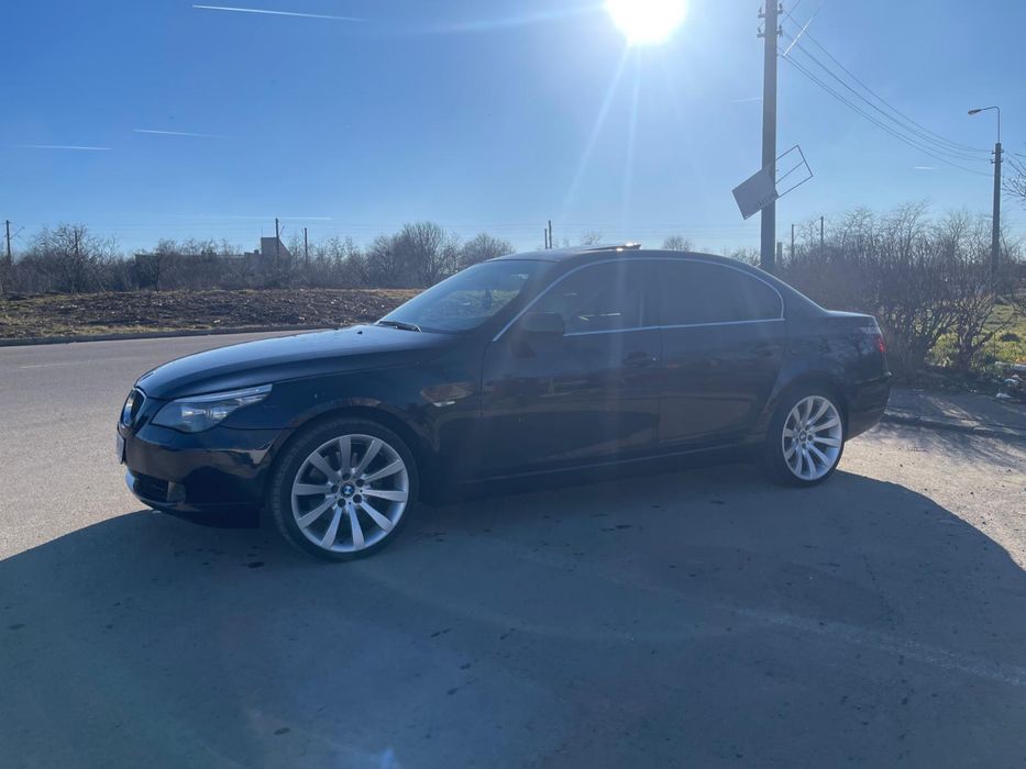 Vand sau schimb bmw e60 3.0xd 235cp automat facelift
