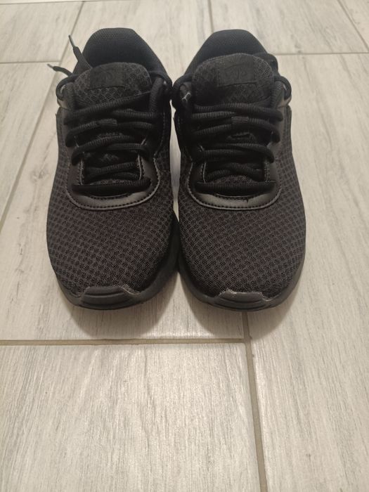 Черни мрежести маратонки Nike 40рр