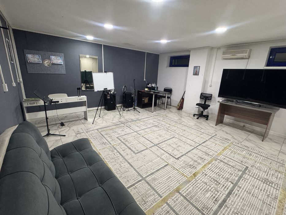 Сдается студио 40квм