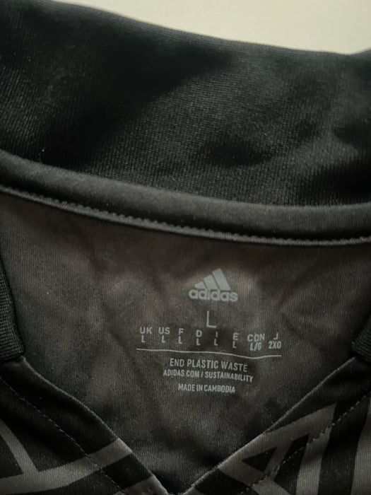 Оригинални екипи