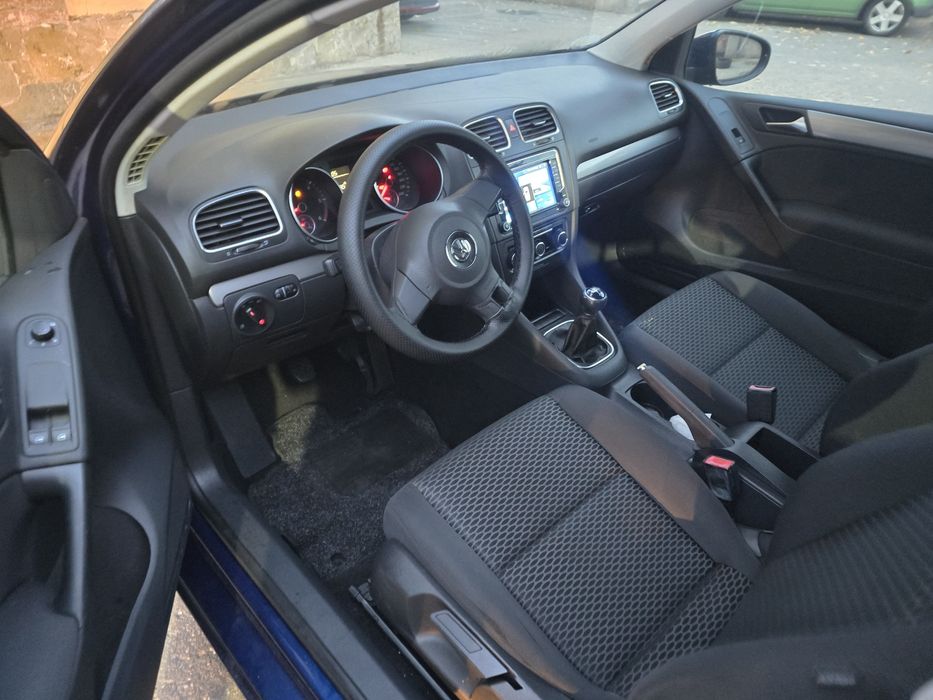 Volkswagen Golf 6 1.6 tdi - 2011