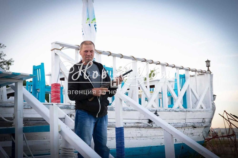 Дава се под наем Заведение в к.к. Златни пясъци - 450 кв.м за 1326 € - Снимка #2