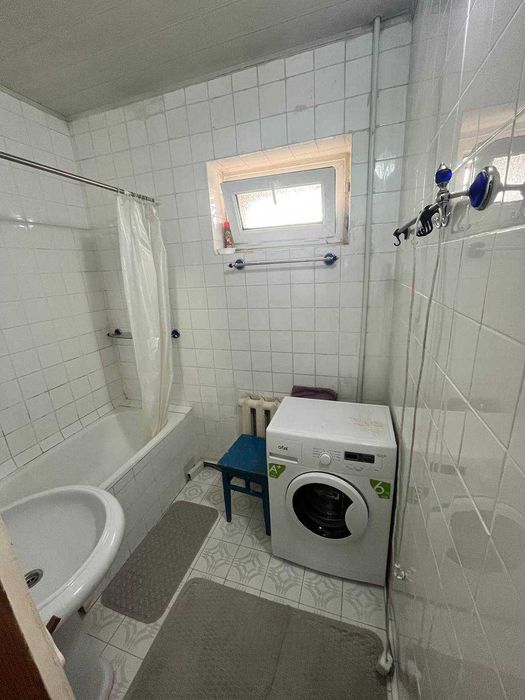 Продам 2-х комнатную кв. 77 серия 2/2/4, кирпичный дом по ул Нукус