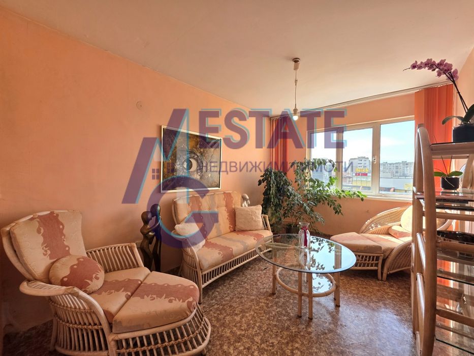 Тристаен апартамент в гр. София, жк. Връбница 2