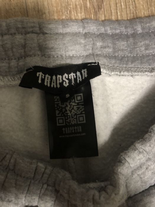 Trapstar Екип размер S ( носен 2 пъти)