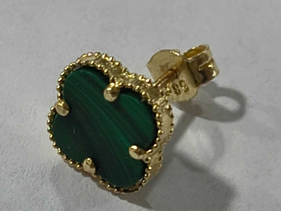 Златни обеци 14к с камък