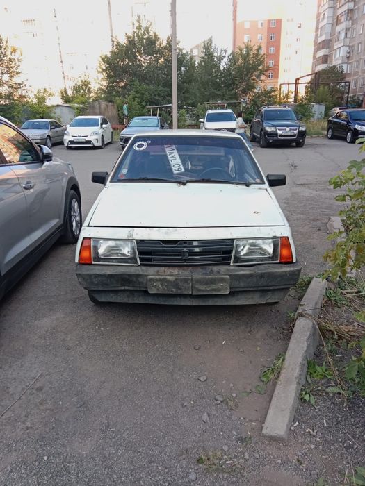 Жигули ваз 2108  .