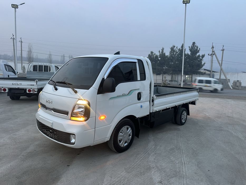 Kia bongo Elektr 2022 yil