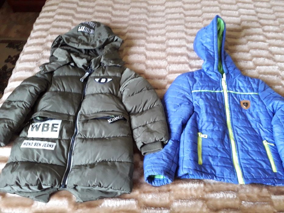 Продам детскии вещи