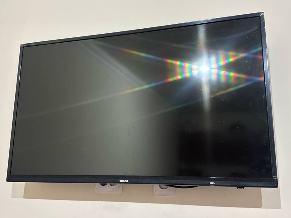 ROSION 43 televizor | arzon narx | ideal holat