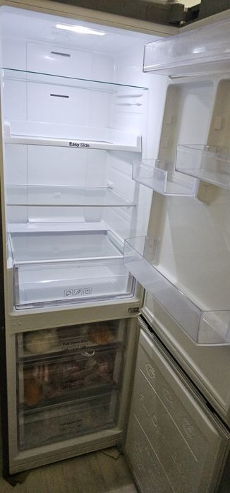 Продаётся холодильник samsung