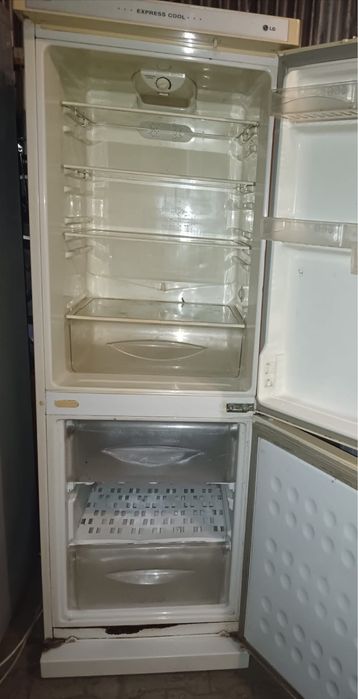 Продаётся холодильник