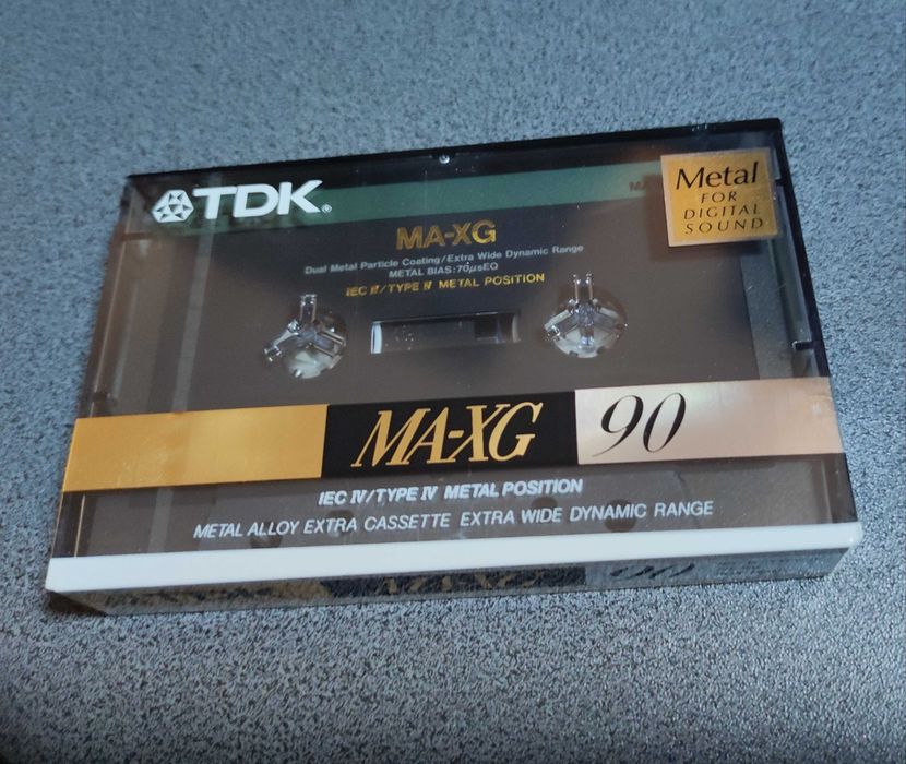 Casete  audio  sigilate_METAL