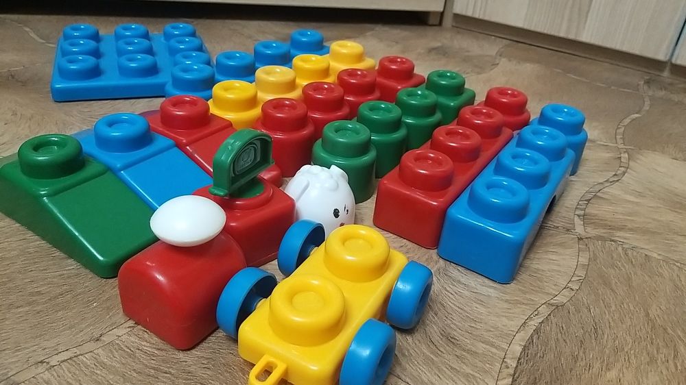 Конструктор и Боулинг детский