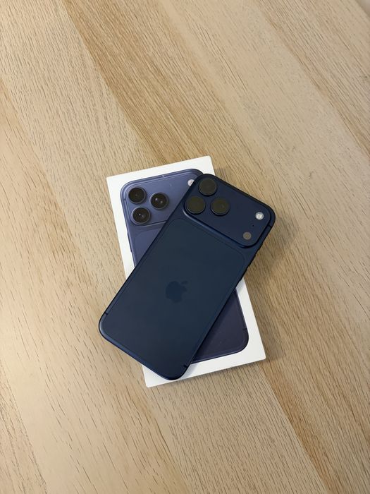 Iphone 17 Pro Max / Deep Blue / 256GB. Неразличим от нов!