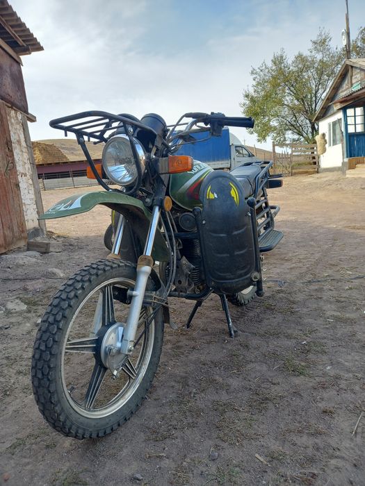 Мотоцикл 200 куб