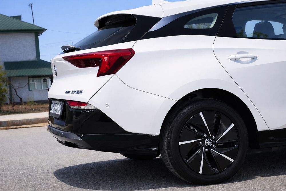 Buick velite 6 sotiladi