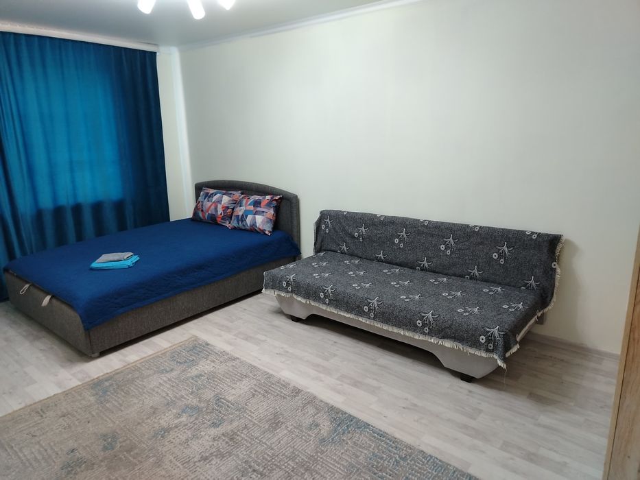 Посуточно 1 кв. К., 2 э. Центр стадион