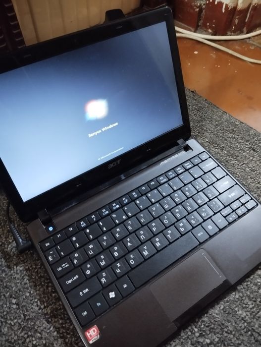 Ноутбук в хорошем рабочем состоянии