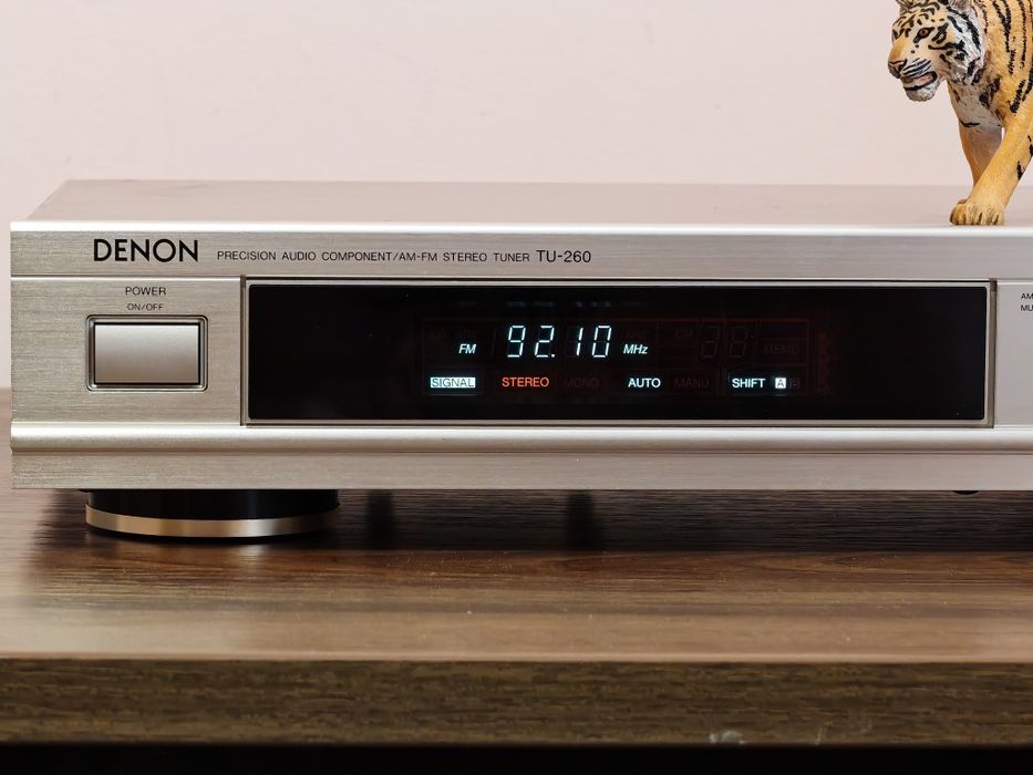 Denon TU-260. Tuner elegant. Recepție de vis. Ca nou. Preț fix !