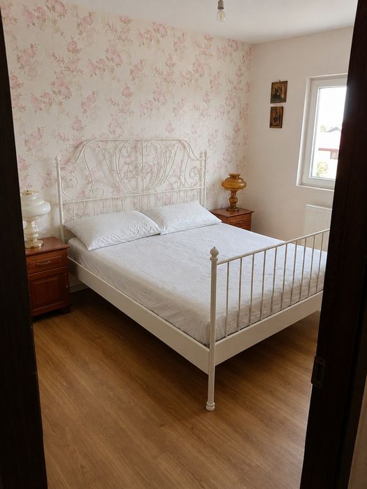 vând vila 5+ camere Popești Leordeni (centru)