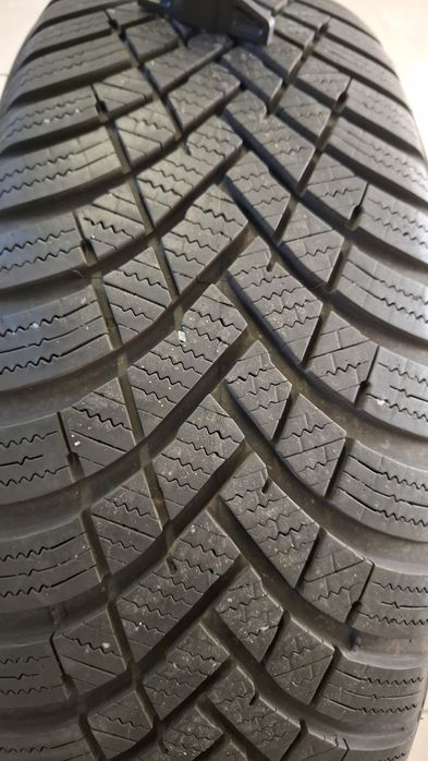 Единична зимна гума  Hankook 205 60 17