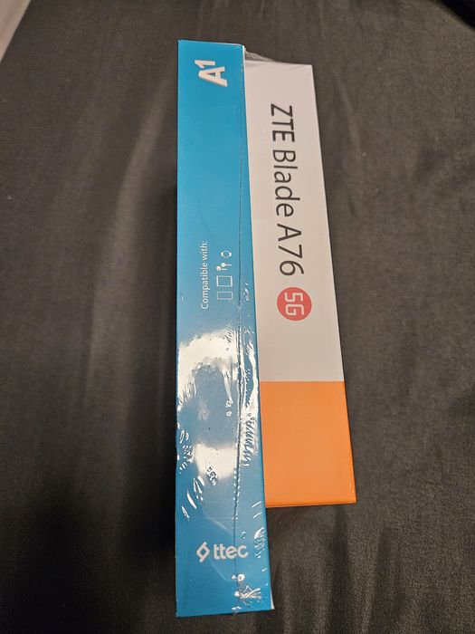 Телефон ZTE Blade A76