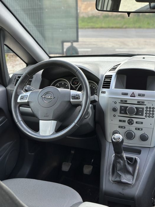Opel Zafira B 1.9 CDTi 7 locuri 12.2009