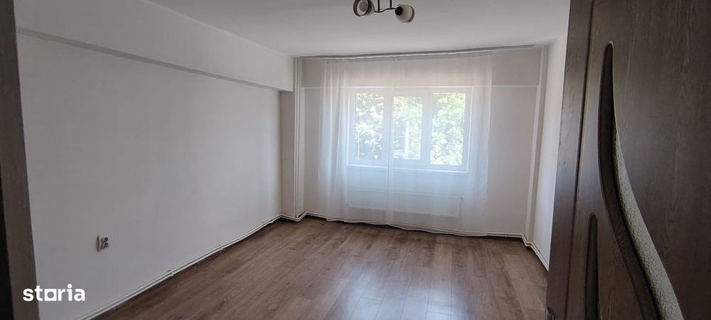 Apartament 2 camere la strada in Bucecea