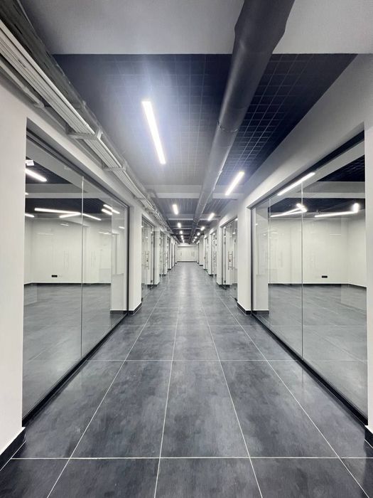 Продаётся Цокольный нежилое помещение