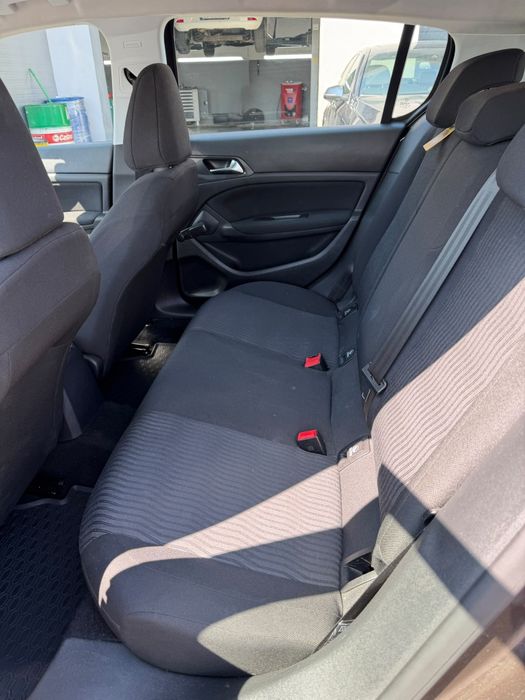 Peugeot 308!Încălzire în scaune!