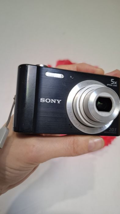 Компактен дигитален фотоапарат SONY Cybershot W800