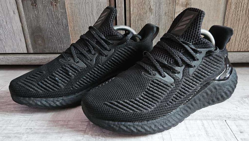 Adidas Alphaboost M Parley – mărime 41 1/3 (26 cm)