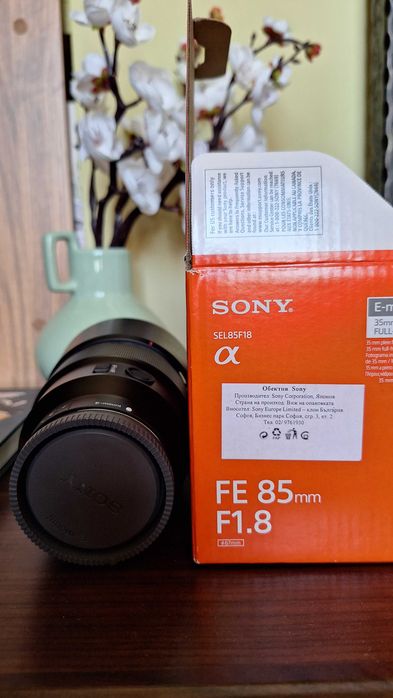 Обектив Sony 85 1.8