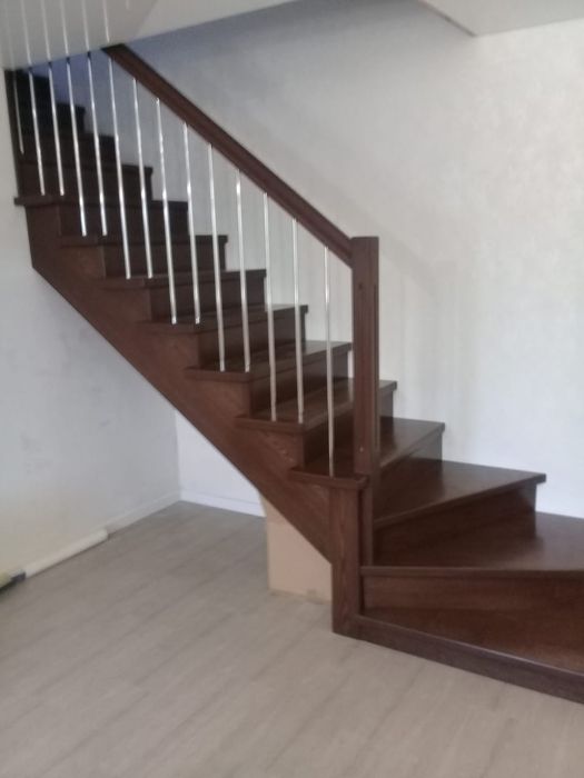 Лестницы двери дерево