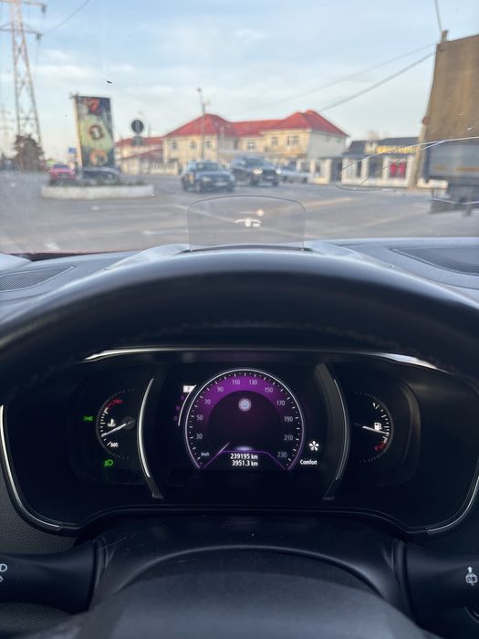 Vand sau scuimb Renault megane 4