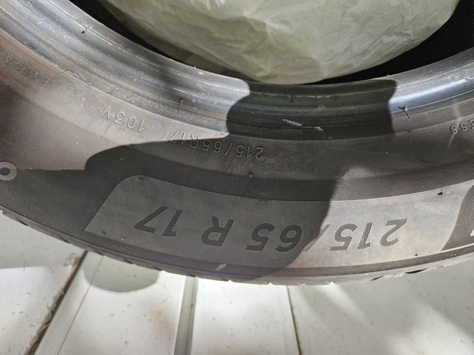 Set 4 anvelope vara Michelin 215 65 17 / DOT 2023 / profil 6mm