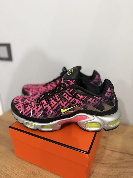 Nike TN Air Max Plus Tuned Air Hyper Pink