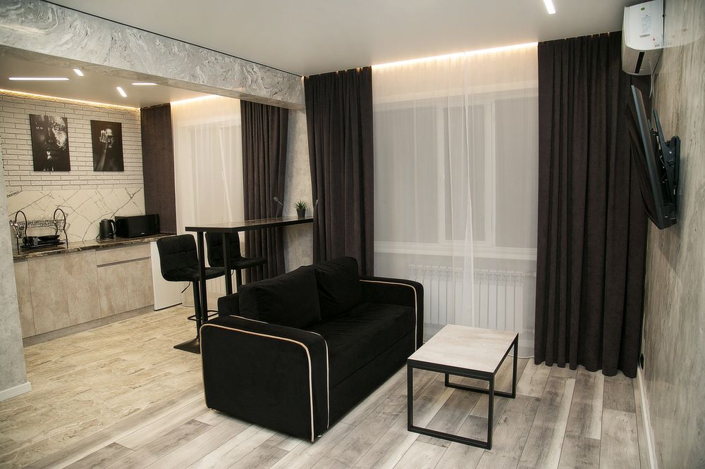 Дизайнерская  Lux студия посуточно только для пар